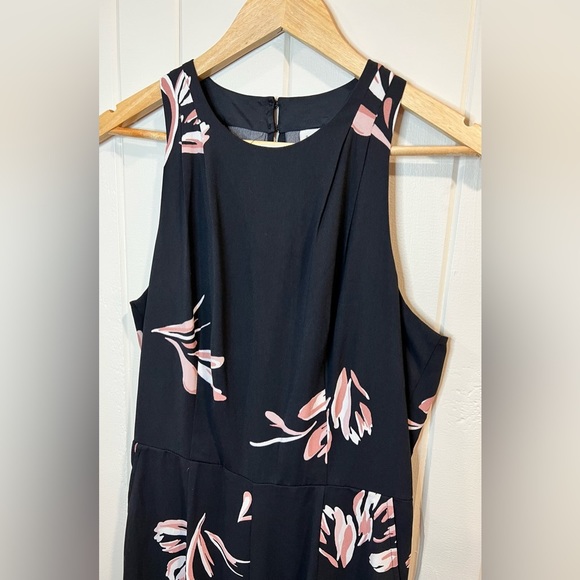 A New Day Women's Sleeveless Black Floral Jumpsuit w pockets - Picture 3 of 9